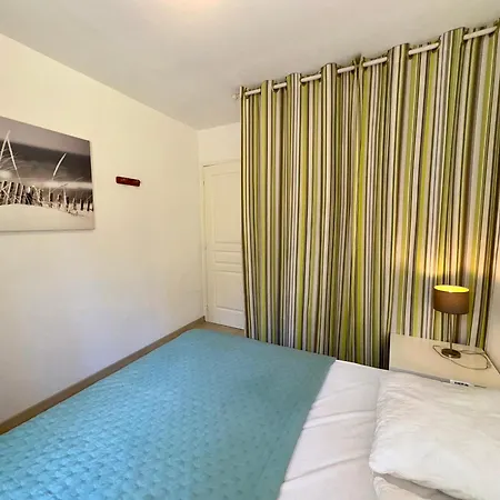 Maison Spacieuse A : 11 Pers, Wifi, Terrasse, Proche Et Foret - Fr-1-323-495 * Saint-Jean-de-Monts